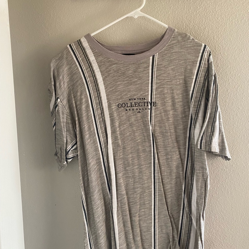 Guess T shirt